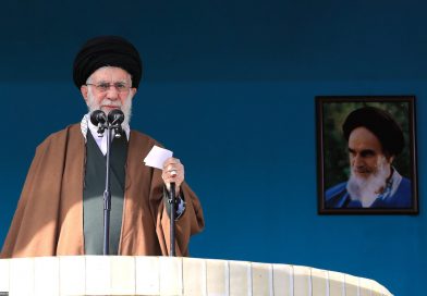 Imam Chamenei’s Ansprachen beim Eid-Gebet 2023