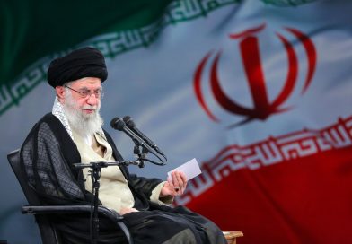 Imam Chamenei: Es gibt keinen größeren Helden als die Märtyrer